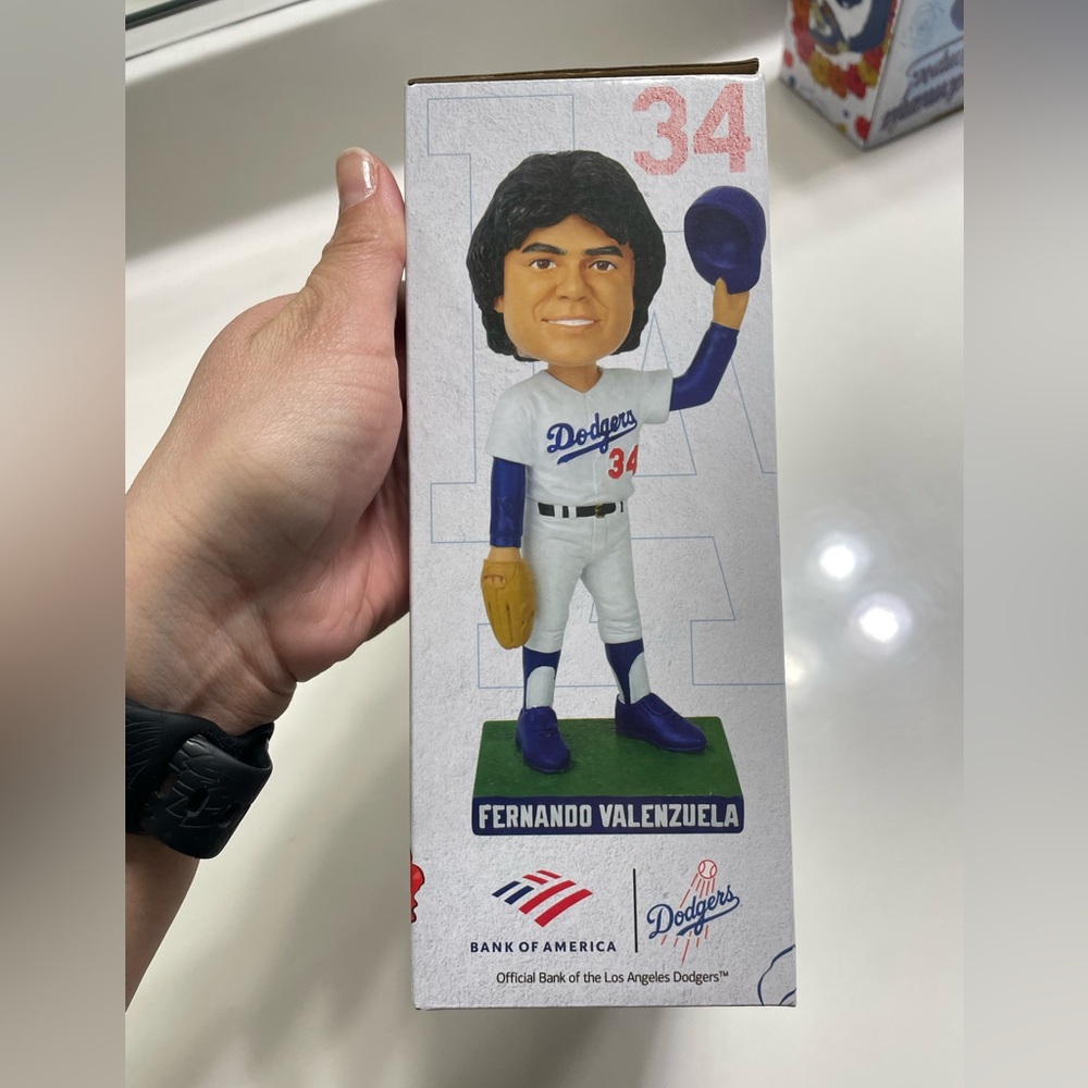 LA Dodgers Fernando Valenzuela Collectible Bobblehead -2025 - Picture 5 of 13